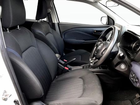 2024-Toyota-Starlet-15-XI_14