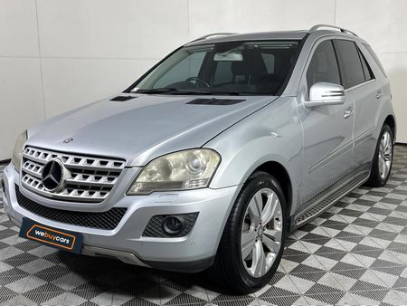 2011-Mercedes-Benz-ML-500-Auto_0