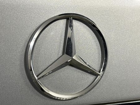 2011-Mercedes-Benz-ML-500-Auto_10