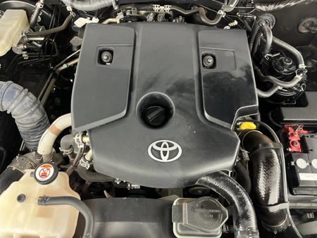 2023-Toyota-Hilux-24-GD-6-Raised-Body-Raider-Extended-Cab_7