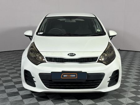 2015-Kia-Rio-12-5-dr_14