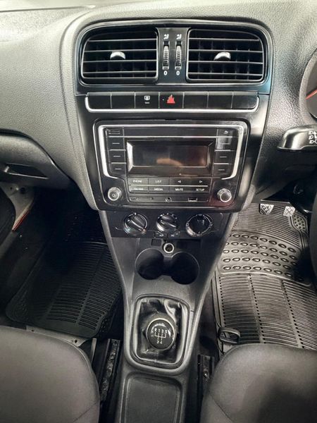 2018-Volkswagen-Polo-Vivo-14-Trendline-5-dr_9