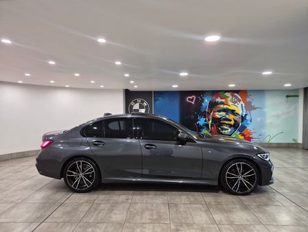 2022-BMW-3-Series-318i-M-Sport-Auto_2