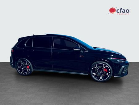 2026-Volkswagen-Golf-8-GTI-20-TSI-DSG_7
