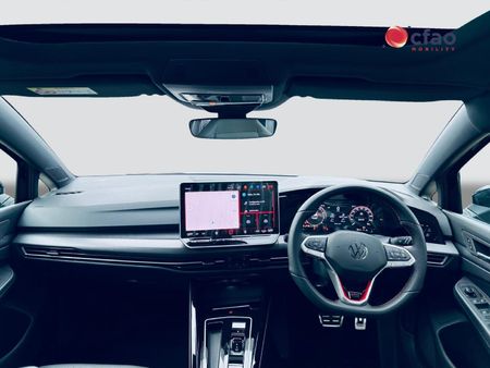 2026-Volkswagen-Golf-8-GTI-20-TSI-DSG_8