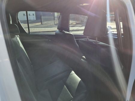 2021-Toyota-Hilux-28-GD-6-Raised-Body-Legend-4x4-Auto-Double-Cab_6