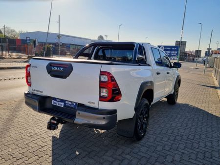 2021-Toyota-Hilux-28-GD-6-Raised-Body-Legend-4x4-Auto-Double-Cab_8