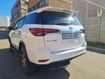 2020-Toyota-Fortuner-24_3