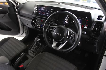 2024-Kia-Sonet-AUTOMATIC_14