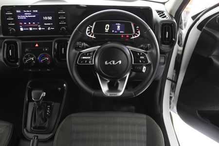 2024-Kia-Sonet-AUTOMATIC_15