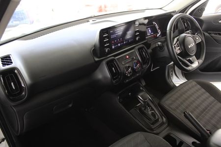 2024-Kia-Sonet-AUTOMATIC_16