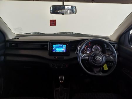 2025-Toyota-Rumion-15-SX-Auto_9