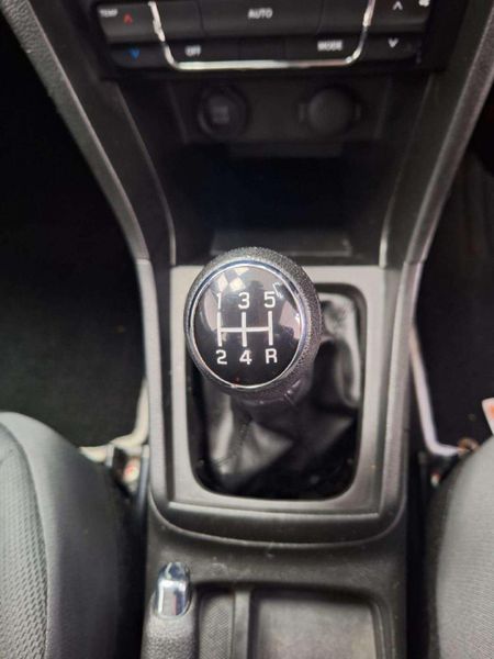 2022-Suzuki-Vitara-Brezza-15-GLX_10