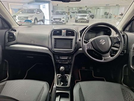 2022-Suzuki-Vitara-Brezza-15-GLX_11