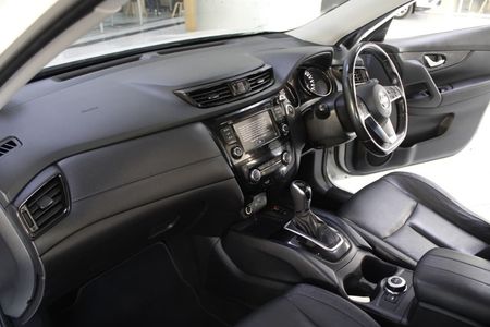 2021-Nissan-X-Trail-TEKNA_15