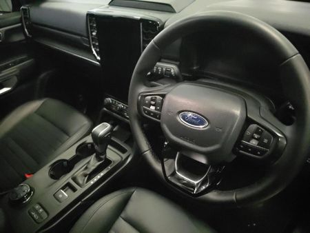 2025-Ford-Everest-20D-Bi-Turbo-Sport-4x4-Auto_9