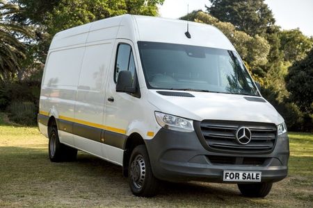 2022-Mercedes-Benz-Sprinter-2022-MERCEDES-SPRINTER-516-CDi-Long-Wheel-Base-25_1