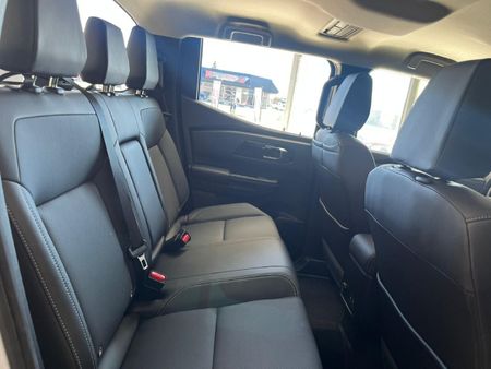2026-Mitsubishi-Triton-24-Di-DC-GLS-4x4-Double-Cab-Auto_11