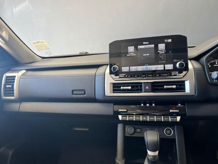 2026-Mitsubishi-Triton-24-Di-DC-GLS-4x4-Double-Cab-Auto_16