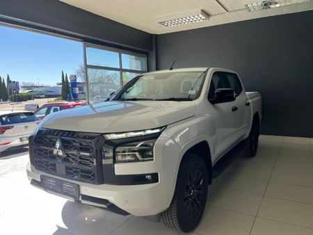 2026-Mitsubishi-Triton-24-Di-DC-GLS-4x4-Double-Cab-Auto_1