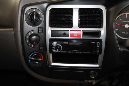 2025-Hyundai-H100-Bakkie-26D-Dropside_6