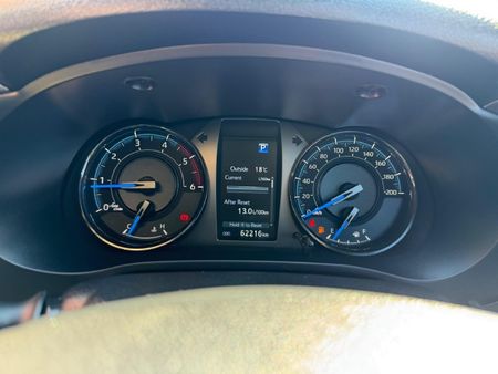 2022-Toyota-Hilux-28-GD-6-Raised-Body-Legend-RS-4x4-Auto-Double-Cab_10