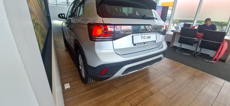 2026-Volkswagen-T-Cross-10-TSI-Auto_2