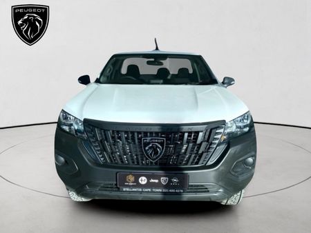 2026-Peugeot-Landtrek-19D-Professional-Double-Cab_1