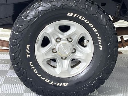 2014-Toyota-Land-Cruiser-79-40-Double-Cab_7