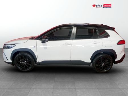 2023-Toyota-Corolla-Cross-18-GR-S_10