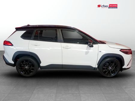 2023-Toyota-Corolla-Cross-18-GR-S_2