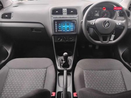 2025-Volkswagen-Polo-Vivo-14_16