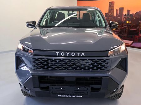 2026-Toyota-Hilux-28-GD-6-RB-SRX-Auto-Double-Cab_1
