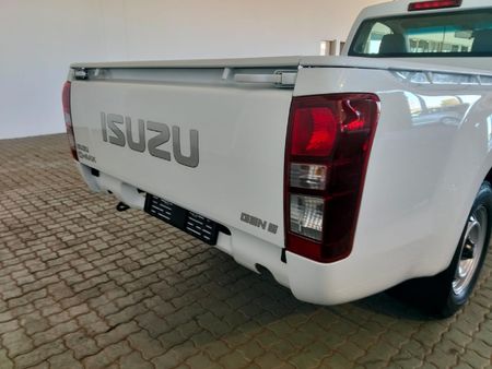 2026-Isuzu-D-Max-250C-Single-Cab_11