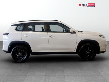 2025-Toyota-Urban-Cruiser-15-XR-Auto_2