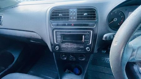 2019-Volkswagen-Polo-Vivo-14-Trendline-5-dr_7