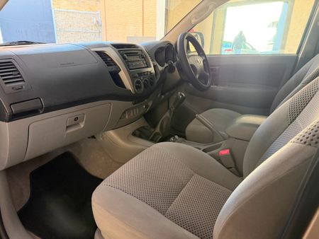 2007-Toyota-Hilux-27-VVTi-Raider-Double-Cab_19