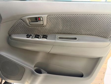 2007-Toyota-Hilux-27-VVTi-Raider-Double-Cab_20