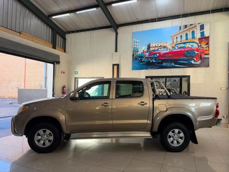 2007-Toyota-Hilux-27-VVTi-Raider-Double-Cab_2