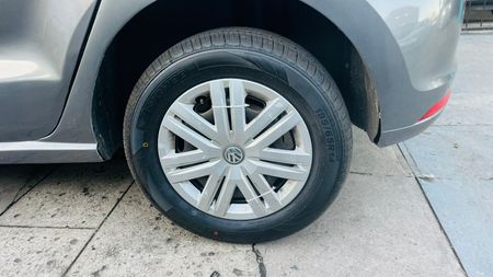 2021-Volkswagen-Polo-Vivo-14-Trendline-5-dr_5