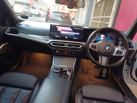 2024-BMW-3-Series-330i-M-Sport_23