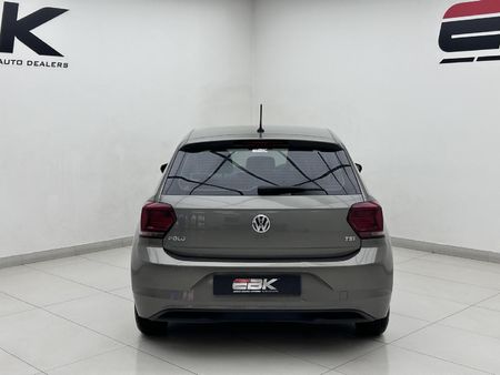 2018-Volkswagen-Polo-10-TSI-Trendline_4