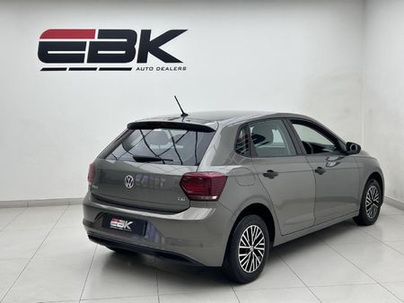 2018-Volkswagen-Polo-10-TSI-Trendline_5