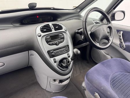 2008-Citroen-Xsara-16-HDi-Exclusive_7