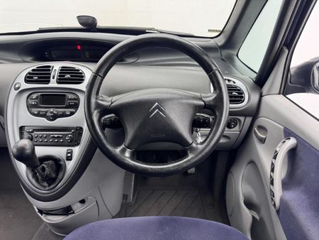 2008-Citroen-Xsara-16-HDi-Exclusive_8