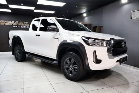 2024-Toyota-Hilux-24-GD-6-Raised-Body-Raider-Auto-Extended-Cab_1