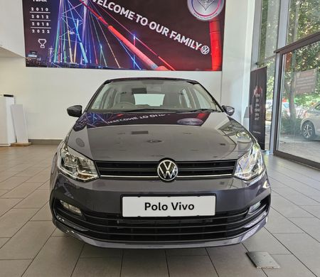 2026-Volkswagen-Polo-Vivo-16-Life_7