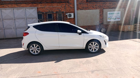 2018-Ford-Fiesta-10-EcoBoost-Trend-Auto-5-dr_7