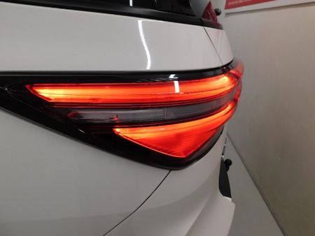 2025-Toyota-Fortuner-28-GD-6-RB-Auto_7