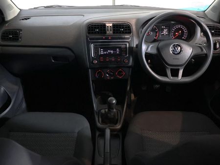 2022-Volkswagen-Polo-Vivo-14-Trendline-5-dr_9